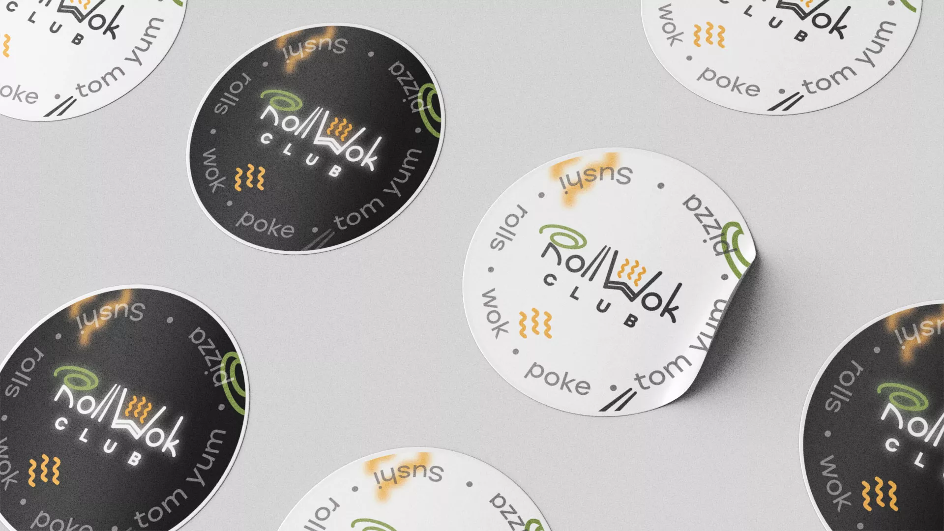 Разработка наклеек для суши-бара «Roll Wok Club» в Зуевке